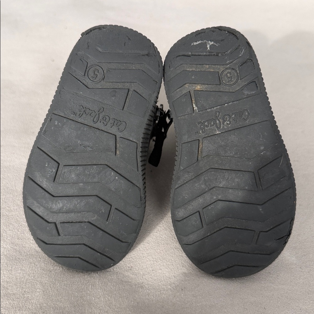 Cat & Jack Kids Black Winter Boots - Picture 6 of 7